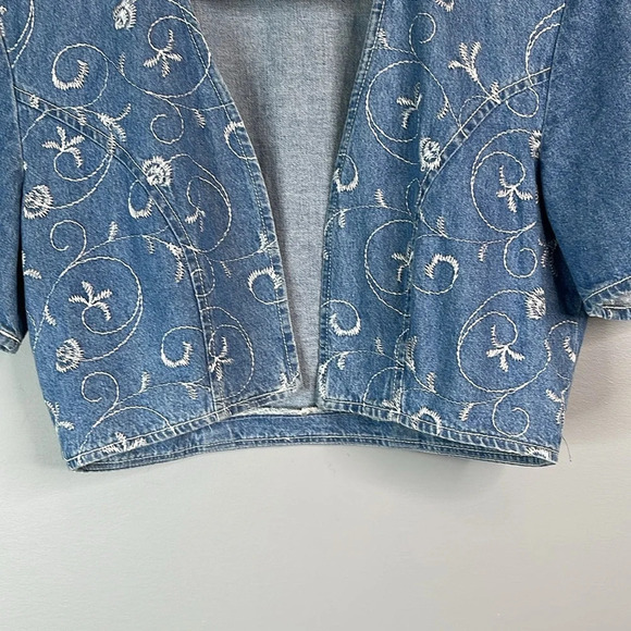 Y2K 90s Vintage Sketches Embroidered Denim Jacket Bolero Crop Blue Light Wash 4 - Picture 4 of 8